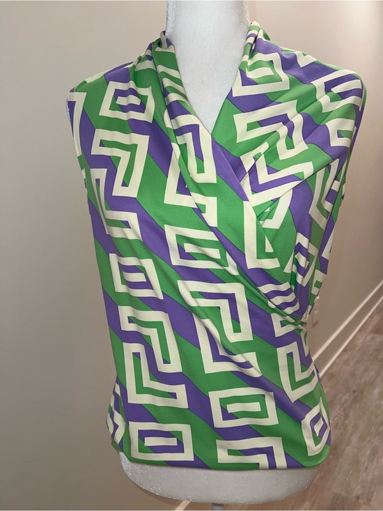 J. McLaughlin Tops - J. McLaughlin Green, Purple, White Geometric Top-LIKE NEW